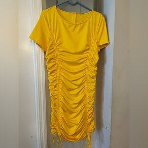 Yellow Ruched dress NWOT
